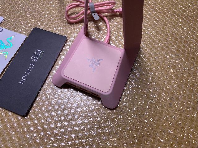 レイザー★光るヘッドホンスタンド★RAZER BASE STATION CHROMA★ヘッドフォンスタンド★ゲーミング★ゲーム用 < 家電/AV レイザー★光るヘッドホンスタンド★RAZER BASE STATION CHROMA★ヘッドフォンスタンド★ゲーミング★ゲーム用 < 家電/AVの