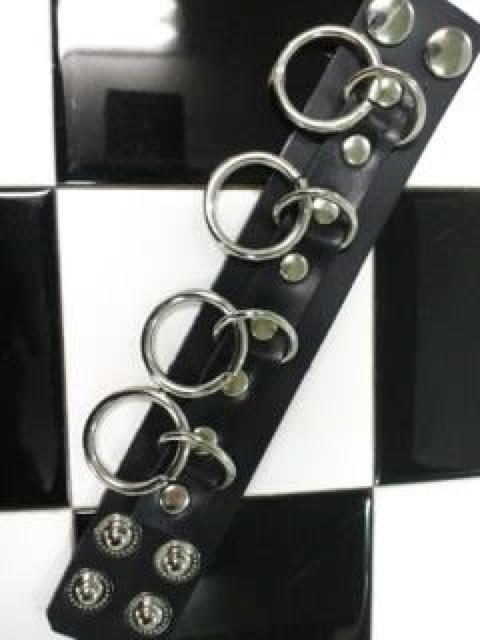 新品◆シドリング◆レザーブレス◆リストバンド◆激レア!!◆ < 女性アクセサリー/時計 新品◆シドリング◆レザーブレス◆リストバンド◆激レア!!◆ < 女性アクセサリー/時計の