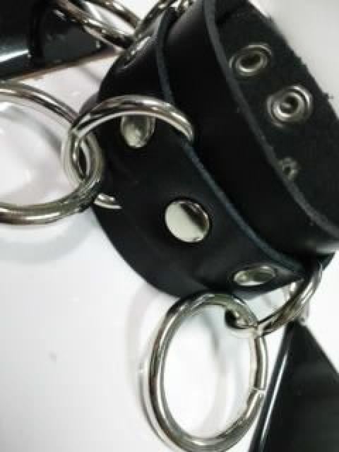 新品◆シドリング◆レザーブレス◆リストバンド◆激レア!!◆ < 女性アクセサリー/時計 新品◆シドリング◆レザーブレス◆リストバンド◆激レア!!◆ < 女性アクセサリー/時計の