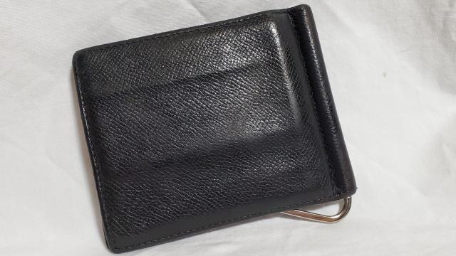 正規 ブルガリ ビーゼロリングロゴ レザーマネークリップ 黒 アイコンサークル 二つ折り 財布 カードケース有 ペーパーウォレット < ブランド  正規 ブルガリ ビーゼロリングロゴ レザーマネークリップ 黒 アイコンサークル 二つ折り 財布 カードケース有 ペーパーウォレット < ブランドの