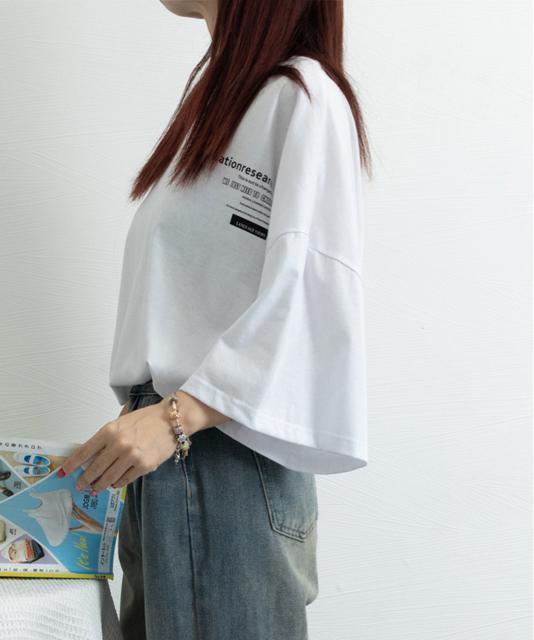 送料無料 新品 オーバーサイズ 英文字ロゴ 半袖Tシャツ < 女性ファッション  送料無料 新品 オーバーサイズ 英文字ロゴ 半袖Tシャツ < 女性ファッションの