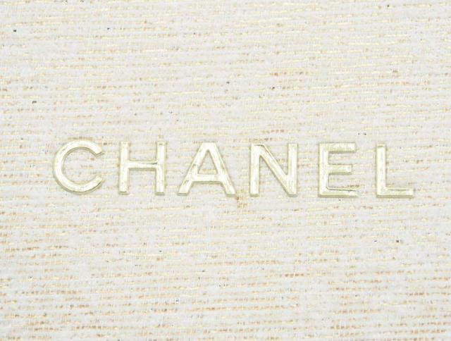 シャネル ノベルティ コフレポーチ 2023 ホリデーシーズン限定品 クリスマス 抽選 CHANEL BEAUTE【正規品】 < ブランド  シャネル ノベルティ コフレポーチ 2023 ホリデーシーズン限定品 クリスマス 抽選 CHANEL BEAUTE【正規品】 < ブランドの