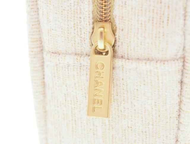 シャネル ノベルティ コフレポーチ 2023 ホリデーシーズン限定品 クリスマス 抽選 CHANEL BEAUTE【正規品】 < ブランド  シャネル ノベルティ コフレポーチ 2023 ホリデーシーズン限定品 クリスマス 抽選 CHANEL BEAUTE【正規品】 < ブランドの