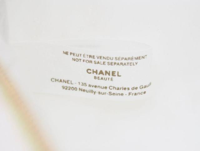 シャネル ノベルティ コフレポーチ 2023 ホリデーシーズン限定品 クリスマス 抽選 CHANEL BEAUTE【正規品】 < ブランド  シャネル ノベルティ コフレポーチ 2023 ホリデーシーズン限定品 クリスマス 抽選 CHANEL BEAUTE【正規品】 < ブランドの