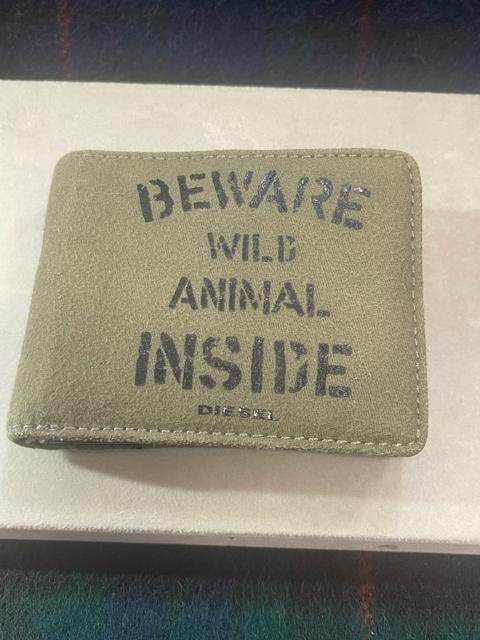 【レア品】DIESELディーゼル二つ折り財布 定期入れ 財布 < ブランド  【レア品】DIESELディーゼル二つ折り財布 定期入れ 財布  < ブランドの