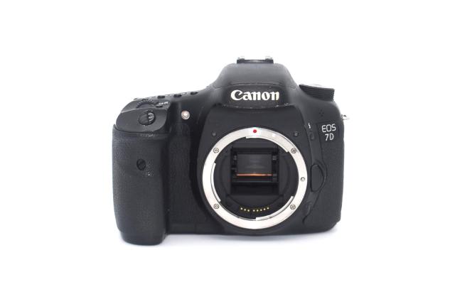 APS-C჌tJ̍ŏʋ@Canon 7D {fB  Ɠd/AV 