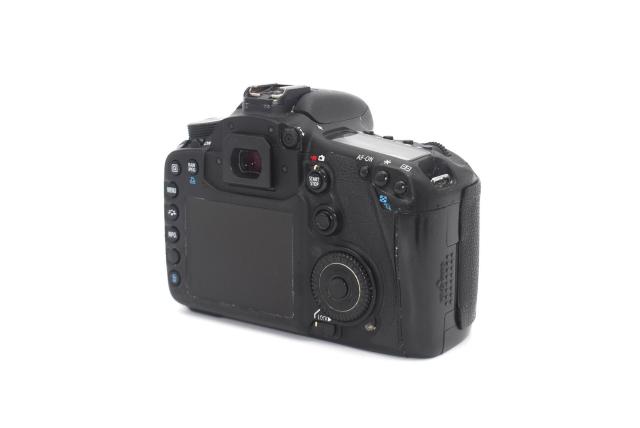 APS-C჌tJ̍ŏʋ@Canon 7D {fB  Ɠd/AV 