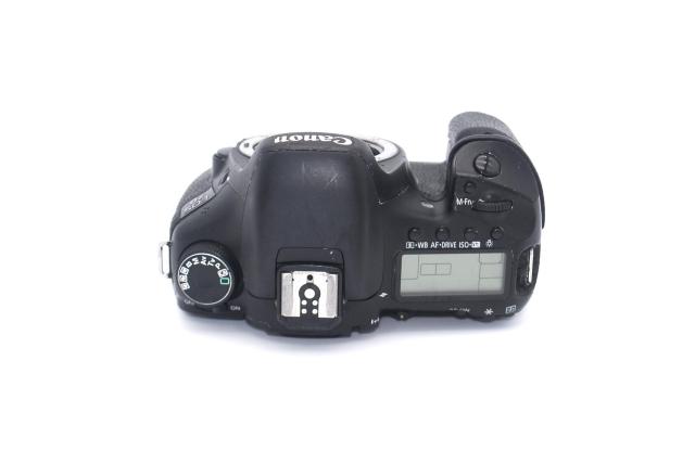 APS-C჌tJ̍ŏʋ@Canon 7D {fB  Ɠd/AV 