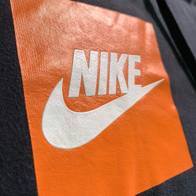 NIKE フード付き パーカー ボックスロゴ Lサイズ スウェット プルオーバー < 男性ファッション NIKE フード付き パーカー ボックスロゴ Lサイズ スウェット プルオーバー < 男性ファッションの