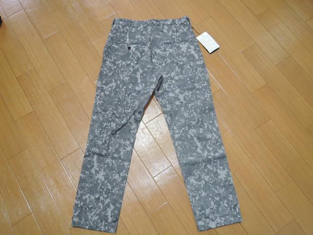 新品Johnbullジョンブル迷彩柄パンツS灰系スラックス < ブランド  新品Johnbullジョンブル迷彩柄パンツS灰系スラックス < ブランドの