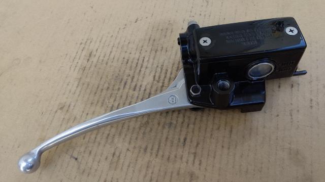 Z400FX ダブル用マスター固着無良品GS400CBX400Z550FXキャリパー ディスク < 自動車/バイク Z400FX ダブル用マスター固着無良品GS400CBX400Z550FXキャリパー ディスク < 自動車/バイク