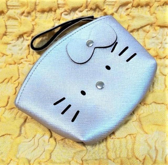 キティ★アーチ型合皮ポーチ★小銭入れ★シルバー★ < 女性ファッション  キティ★アーチ型合皮ポーチ★小銭入れ★シルバー★ < 女性ファッションの