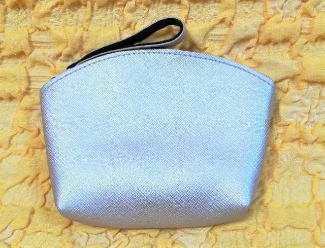 キティ★アーチ型合皮ポーチ★小銭入れ★シルバー★ < 女性ファッション  キティ★アーチ型合皮ポーチ★小銭入れ★シルバー★ < 女性ファッションの