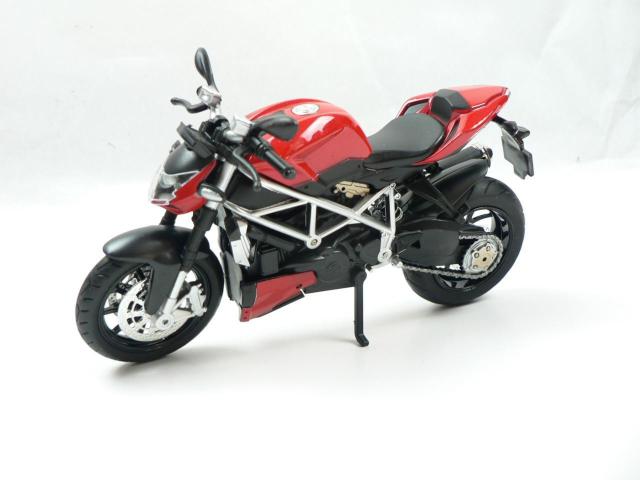 YAMAHA hDJeB DUCATI Streetfighter 1/12XP[f   zr[ 