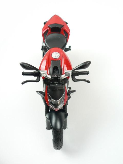 YAMAHA hDJeB DUCATI Streetfighter 1/12XP[f  zr[ 
