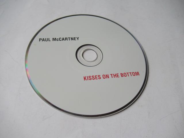 ポール・マッカートニー CD 「 Kisses On The Bottom 」 ポールの写真カード3枚付属  16曲入り  輸入盤 < CD/DVD/ビデオ  ポール・マッカートニー CD 「 Kisses On The Bottom 」 ポールの写真カード3枚付属  16曲入り  輸入盤 < CD/DVD/ビデオの