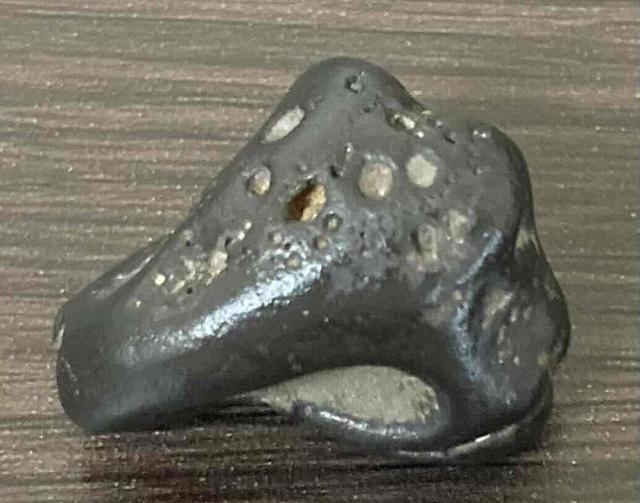 2,200円スタート!「ワイヤー作家」や「ジュエリー作家」の素材に阿波隕石(メテオライト)原石 < インテリア/ライフ  2,200円スタート!「ワイヤー作家」や「ジュエリー作家」の素材に阿波隕石(メテオライト)原石 < インテリア/ライフの