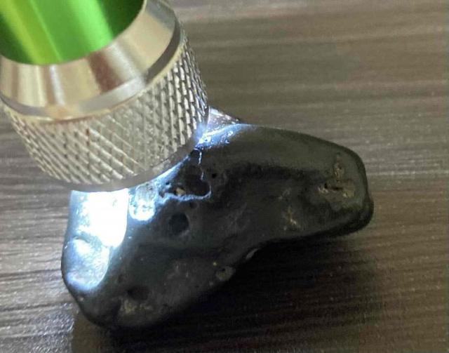 2,200円スタート!「ワイヤー作家」や「ジュエリー作家」の素材に阿波隕石(メテオライト)原石 < インテリア/ライフ  2,200円スタート!「ワイヤー作家」や「ジュエリー作家」の素材に阿波隕石(メテオライト)原石 < インテリア/ライフの