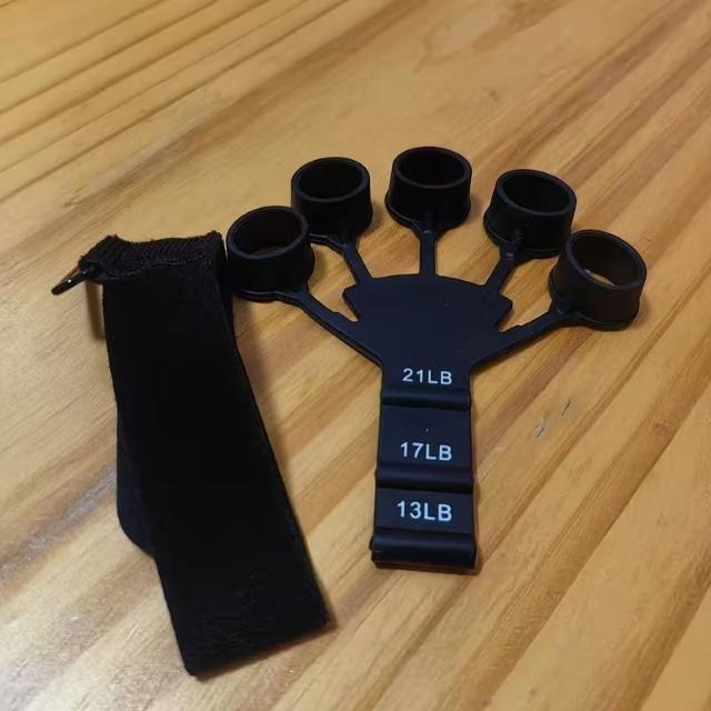 �����X���i490�~���y�w�̏_����n�r���p�z�Ö��g���[�i�[�F�w�Ǝ��̋ؗ̓g���[�j���O�A�O�r�̋����ɁB�O���b�v�͋����f�o�C�X �� �w���X/�r���[�e�B�[�� 