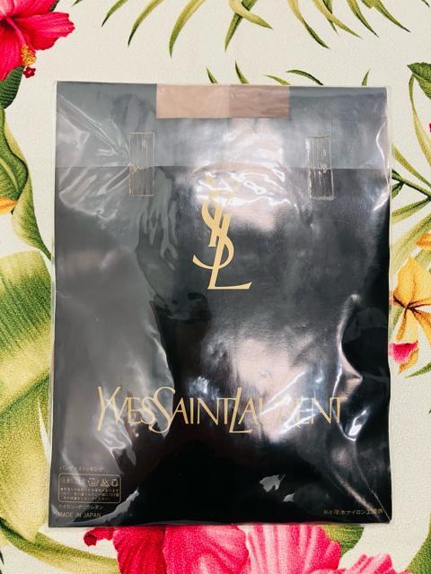 ݂݂݁ CET[ Yves Saint-Laurent peB XgbLO }`t i[