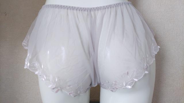 リリアージュココ 新品タグ付き Lサイズ グレー  < 女性ファッション  リリアージュココ 新品タグ付き Lサイズ グレー  < 女性ファッションの