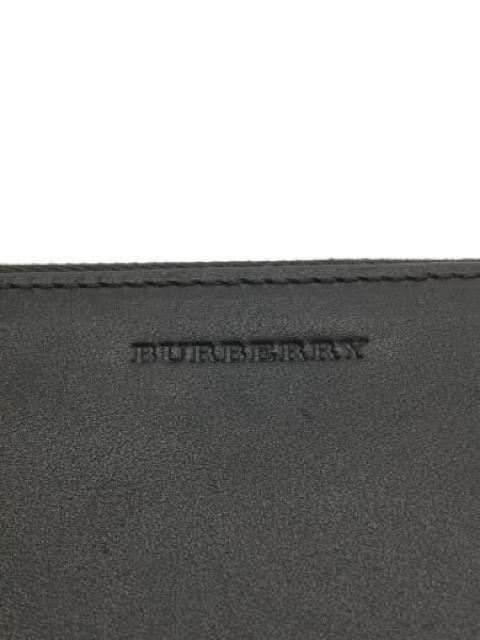 ☆BURBERRY バーバリー ロゴ プリント グラフィックリストレット マルチポーチ クラッチ/長財布 カードケース < ブランド ☆BURBERRY バーバリー ロゴ プリント グラフィックリストレット マルチポーチ クラッチ/長財布 カードケース < ブランドの