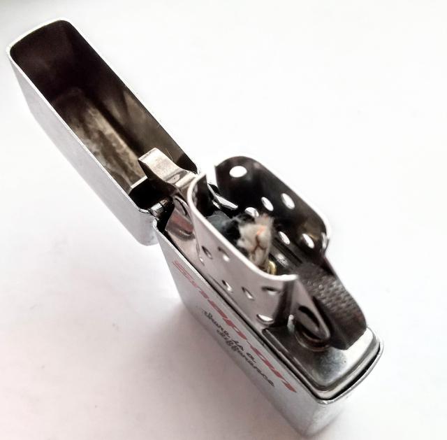 ZIPPO@Wb|C^[@Snap-on@XibvI@There is a difference.َ H@PXXV]V  jt@bV 