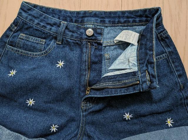 28インチ★L★SHEIN★フラワー刺繍デニムショートパンツ★新品★送料無料 < 女性ファッション  28インチ★L★SHEIN★フラワー刺繍デニムショートパンツ★新品★送料無料 < 女性ファッションの