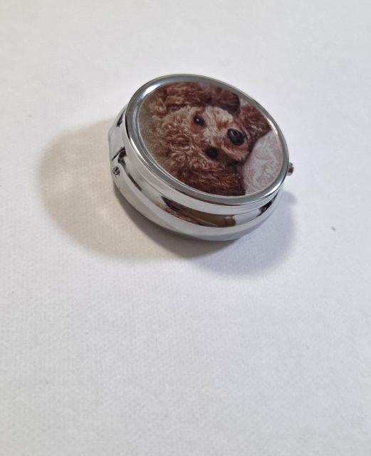 トイプードルちゃんピルケース☆  トイプードルグッズ   プードル   犬グッズ   かわいい薬入れ  アクセサリー入れ  < 女性ファッション  トイプードルちゃんピルケース☆  トイプードルグッズ   プードル   犬グッズ   かわいい薬入れ  アクセサリー入れ  < 女性ファッションの