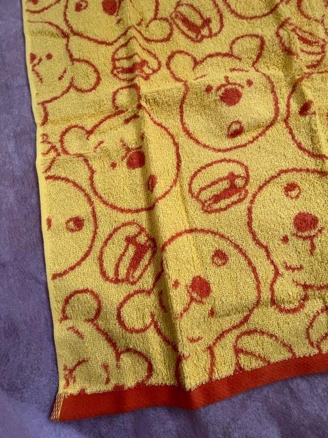 くまのプーさん!プーさんいっぱい!やや厚手タイプ!フェイスタオル!新品! < インテリア/ライフ  くまのプーさん!プーさんいっぱい!やや厚手タイプ!フェイスタオル!新品! < インテリア/ライフの