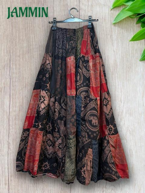 パッチワークフレアスカート エスニック アジアン ロングスカート パッチワーク < 女性ファッション パッチワークフレアスカート エスニック アジアン ロングスカート パッチワーク < 女性ファッションの