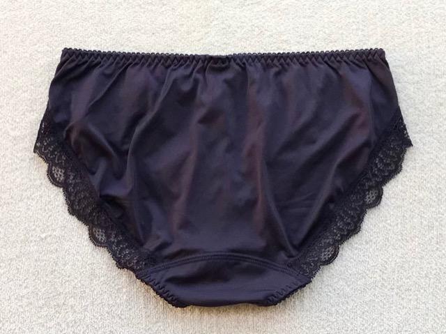 Triumph AMOSTYLE ショーツ Mサイズ ネイビー < 女性ファッション  Triumph AMOSTYLE ショーツ Mサイズ ネイビー < 女性ファッションの