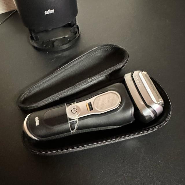 *通常使用可能【braun】series9 pro シェーバー ジャンク < 家電/AV *通常使用可能【braun】series9 pro シェーバー ジャンク < 家電/AVの
