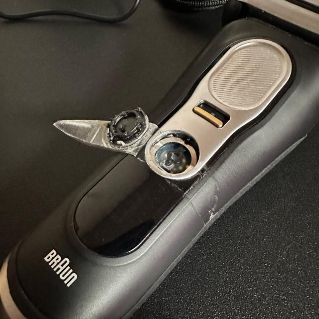 *通常使用可能【braun】series9 pro シェーバー ジャンク < 家電/AV *通常使用可能【braun】series9 pro シェーバー ジャンク < 家電/AVの