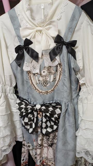 �A���X �C�������_�[�����h �L���~�����s�[�X �� �����t�@�b�V������ 