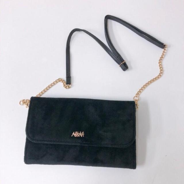 ◆ahkah/アーカー◆未使用!!チェーン付きふわふわお財布バッグ★otona MUSE付録*即完売♪ < ブランド ◆ahkah/アーカー◆未使用!!チェーン付きふわふわお財布バッグ★otona MUSE付録*即完売♪ < ブランドの