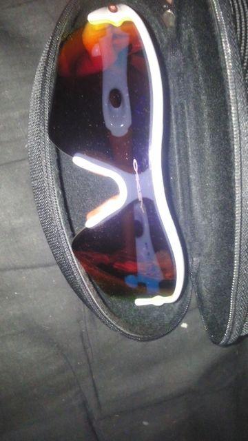 正規オークリースポーツ サングラス 美品  OAKLEY ホワイト×レッド < ブランド  正規オークリースポーツ サングラス 美品  OAKLEY ホワイト×レッド < ブランドの