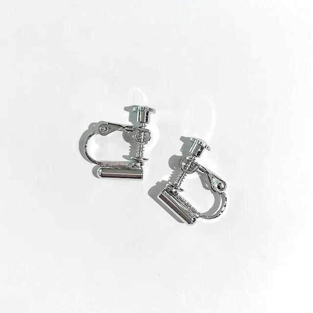 残1点100円★新作 ピアスをイヤリング付け替え シルバー < 女性アクセサリー/時計 残1点100円★新作 ピアスをイヤリング付け替え シルバー < 女性アクセサリー/時計の