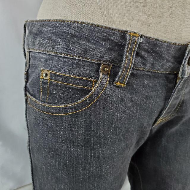 込み★CLICHY★刺繍あり★ストレートジーンズ★M★黒★ < 女性ファッション 込み★CLICHY★刺繍あり★ストレートジーンズ★M★黒★ < 女性ファッションの