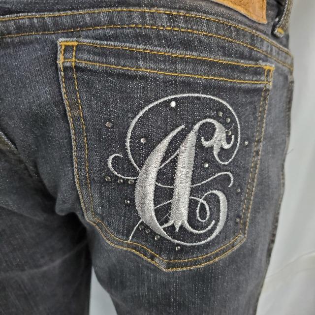 込み★CLICHY★刺繍あり★ストレートジーンズ★M★黒★ < 女性ファッション 込み★CLICHY★刺繍あり★ストレートジーンズ★M★黒★ < 女性ファッションの