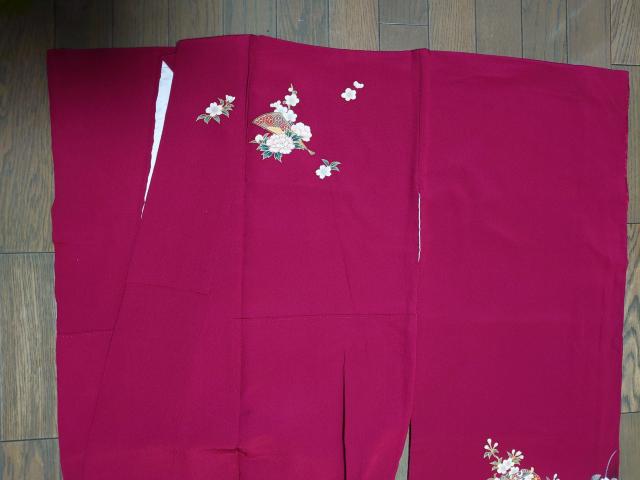 §超美品、大きいサイズの振袖、御所車草花柄、暈し染め、金彩 < 女性ファッション  §超美品、大きいサイズの振袖、御所車草花柄、暈し染め、金彩 < 女性ファッションの
