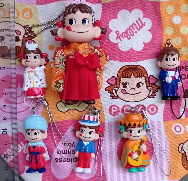 ペコちゃん キーホルダー/チャーム < アニメ/コミック/キャラクター  ペコちゃん キーホルダー/チャーム < アニメ/コミック/キャラクターの