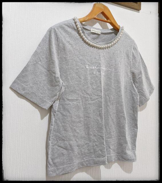 ★earth music&ecology★アース ミュージック&エコロジー★Tシャツ★半袖★灰色★Fサイズ★まとめ買い歓迎★ < ブランド  ★earth music&ecology★アース ミュージック&エコロジー★Tシャツ★半袖★灰色★Fサイズ★まとめ買い歓迎★ < ブランドの