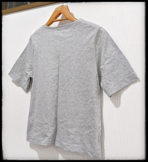 ★earth music&ecology★アース ミュージック&エコロジー★Tシャツ★半袖★灰色★Fサイズ★まとめ買い歓迎★ < ブランド  ★earth music&ecology★アース ミュージック&エコロジー★Tシャツ★半袖★灰色★Fサイズ★まとめ買い歓迎★ < ブランドの