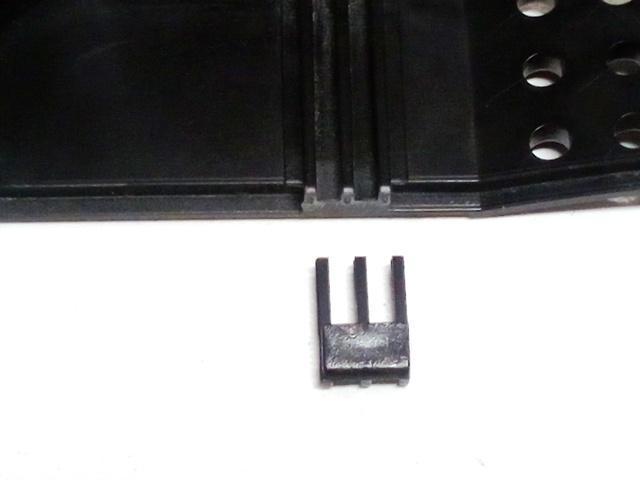 ★HDDケース BUFFALO HD-CBU2 固定爪破損 < PC本体/周辺機器 ★HDDケース BUFFALO HD-CBU2 固定爪破損 < PC本体/周辺機器の