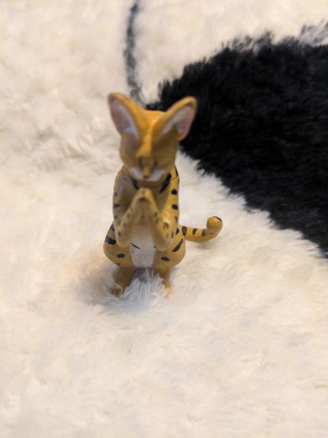 合掌 2拝 サーバルキャット フィギュア < ホビー 合掌 2拝 サーバルキャット フィギュア < ホビーの