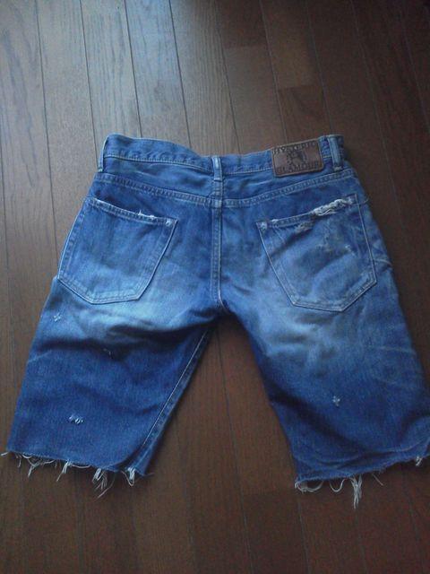 ヒステリックグラマー切りっぱなしハーフパンツ中古3N < ブランド  ヒステリックグラマー切りっぱなしハーフパンツ中古3N < ブランドの