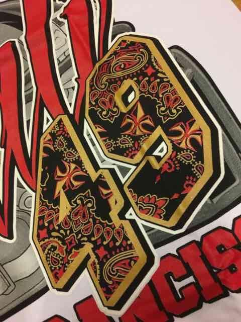 LAA  RED&GOLD  zCg   sizeXL    jt@bV 