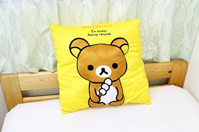 【リラックマ】可愛い♪ソファー.椅子に 半立体プリント BIGスクエアクッション < アニメ/コミック/キャラクター 【リラックマ】可愛い♪ソファー.椅子に 半立体プリント BIGスクエアクッション < アニメ/コミック/キャラクターの