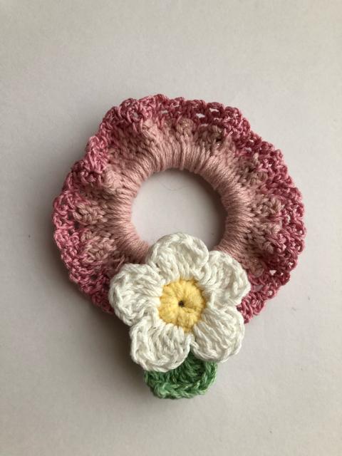 ハンドメイド ミニ シュシュ 小花♪ ガーリー axes好き < 女性ファッション  ハンドメイド ミニ シュシュ 小花♪ ガーリー axes好き < 女性ファッションの